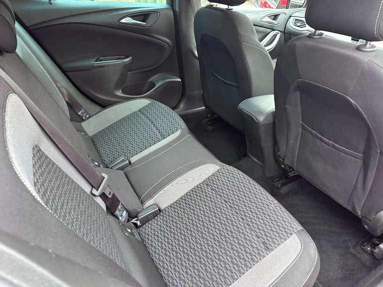 2020 Vauxhall Astra 1.2 Turbo 145 SRi VX-Line Nav 5dr HATCHBACK Petrol Manual