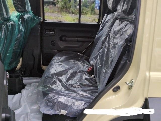 Suzuki jimny nomade 1.5 4wd auto biege new japanese import delivery miles 2025