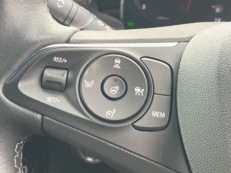 2023 Vauxhall Mokka 1.2 Turbo 136 Black 5dr SUV Manual