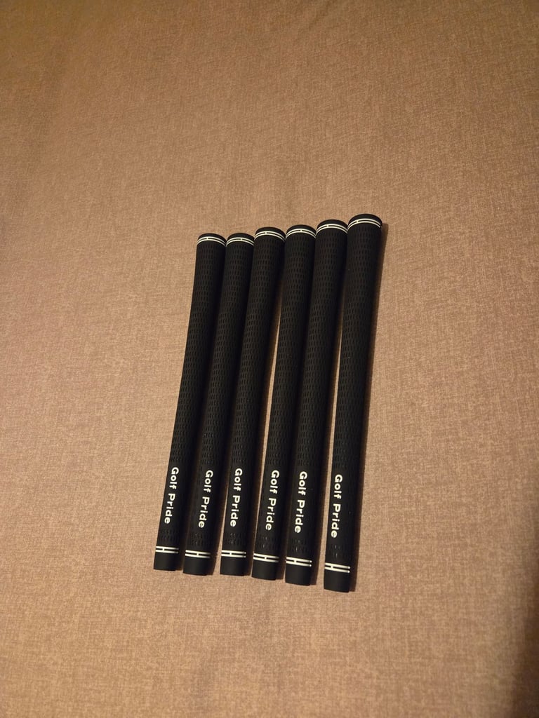 image for New golf pride tour velvet grips x 6
