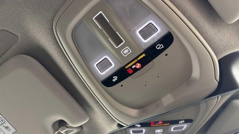 2025 Volvo XC40 2.0 B3P Ultra Dark 5dr Auto ESTATE PETROL Automatic