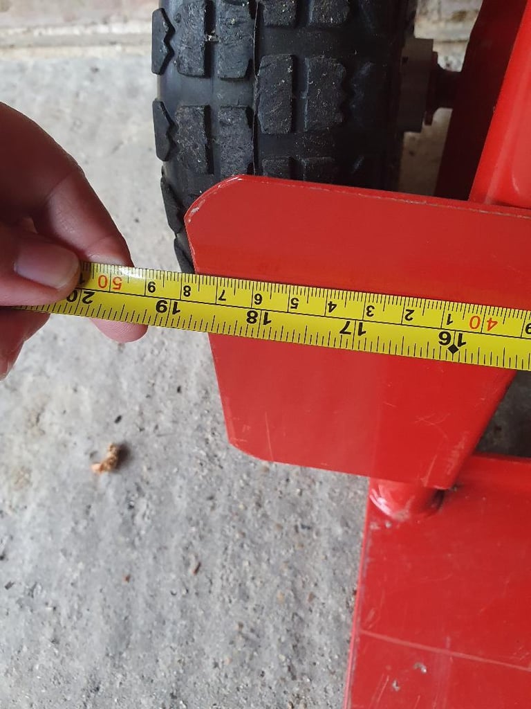 Steel weight lifting pushcart/ Truck - Rubber Wheels - 250kg Capacity NEW.
