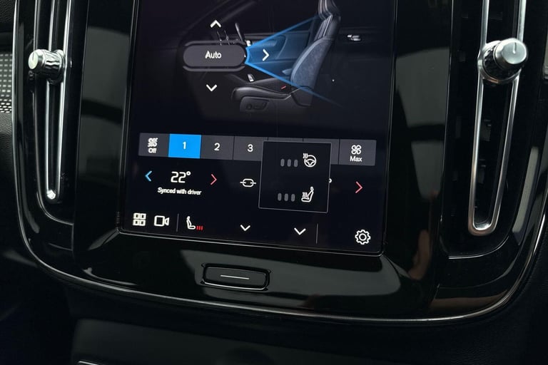 2022 Volvo XC40 2.0 B4 MHEV Ultimate SUV 5dr Petrol Hybrid DCT Auto Euro 6 (s/s) (197 ps) ESTATE ...