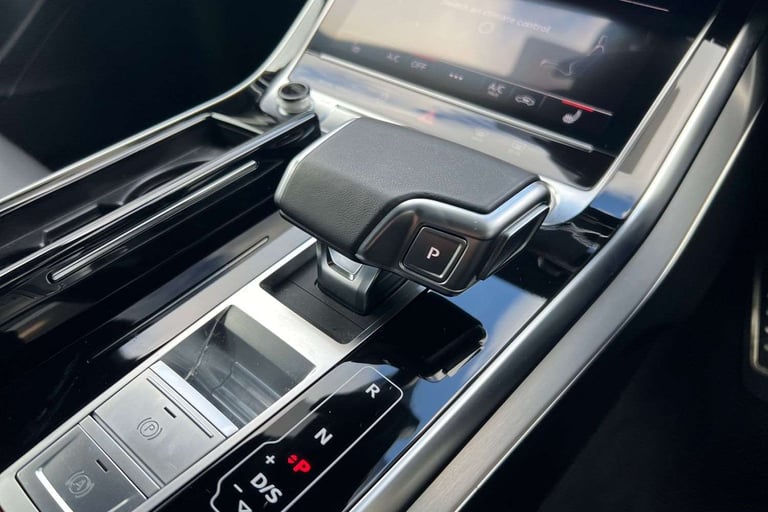 2025 Audi Q8 55 TFSI Quattro S Line 5dr Tiptronic ESTATE PETROL Automatic