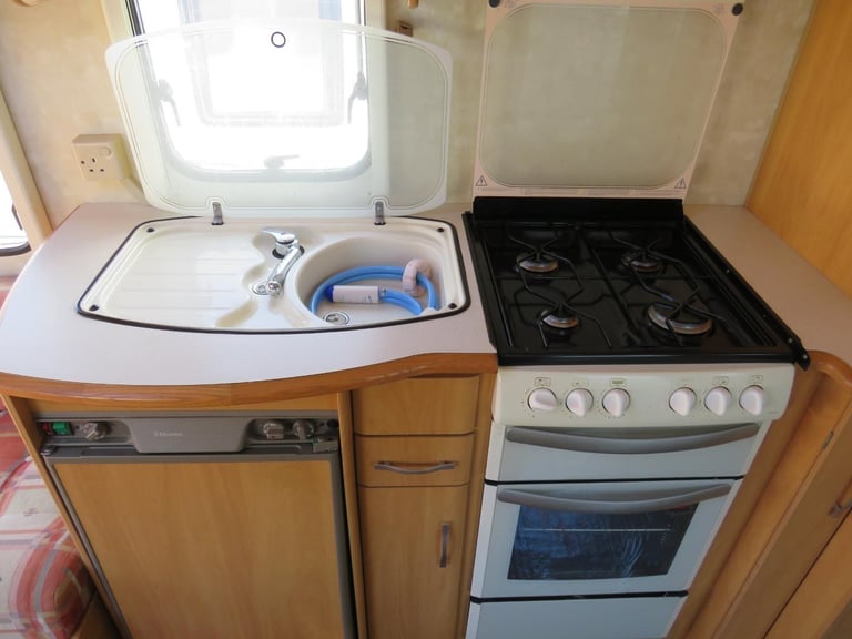 Swift Charisma 230 2 Berth 