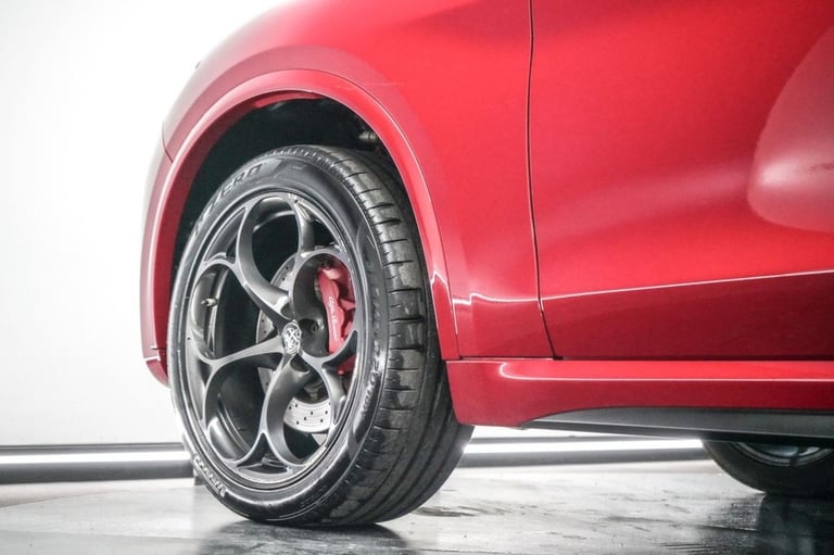 2018 Alfa Romeo Stelvio 2.9 V6 BiTurbo 510 Quadrifoglio 5dr Auto ESTATE PETROL Automatic