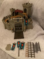 Playmobil 4866 falcon knight castle