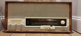 Vintage Valve Radio - Working