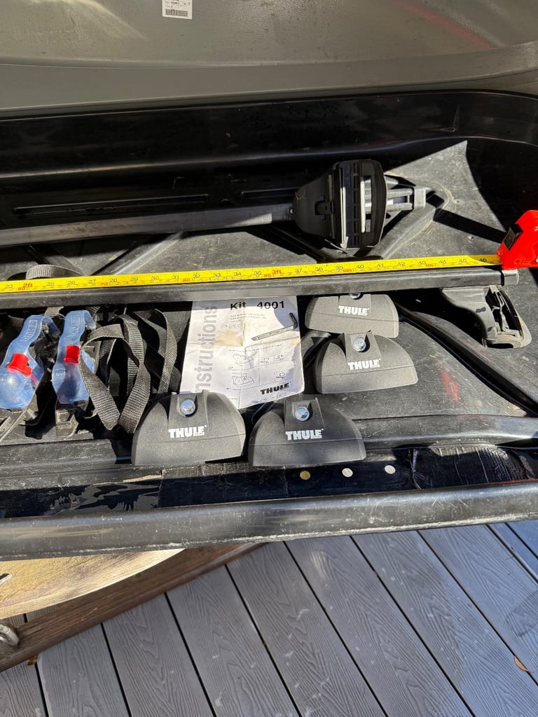 Car roof box, rails and fittings THULE