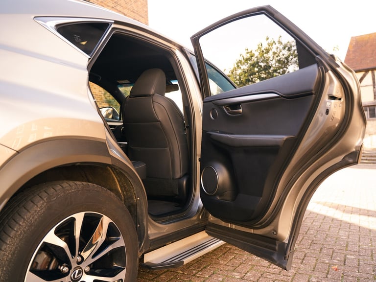 2017 Lexus NX 2.5 300h F Sport SUV 5dr Petrol Hybrid E-CVT 4WD Euro 6 (s/s)