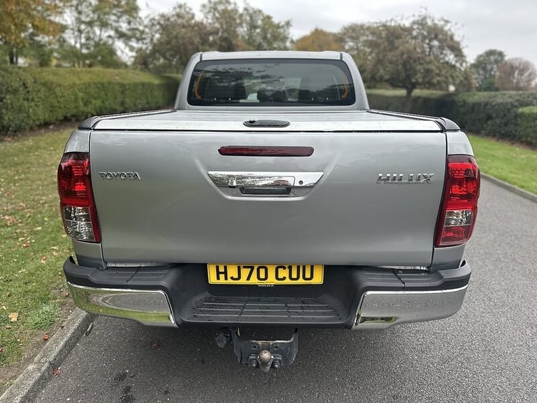 2020 Toyota Hilux D-4D Icon Pickup Diesel Manual