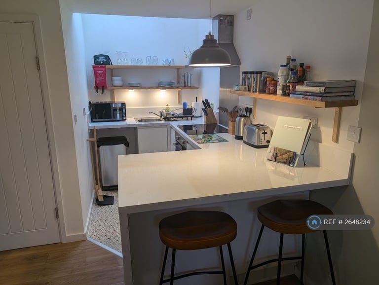 1 bedroom flat in Ditton Fields, Cambridge, CB5 (1 bed) (#2648234)