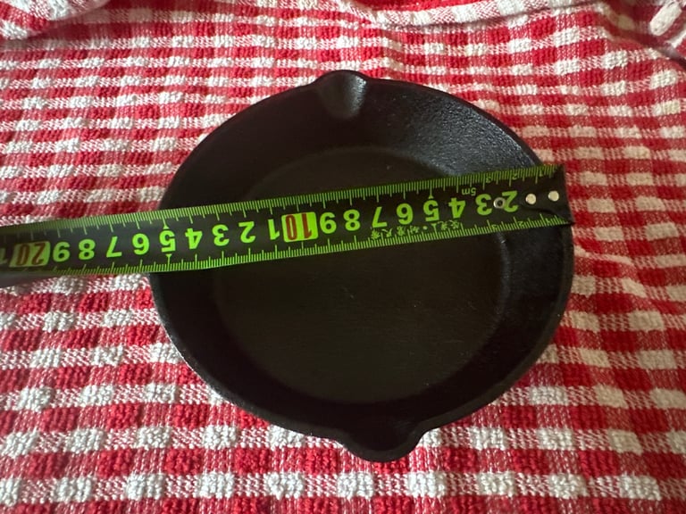 4 cast iron skillet fry pans