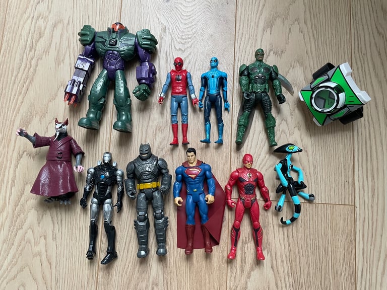 image for Action figures bundle 