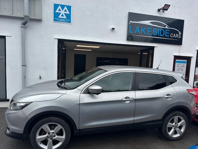 NISSAN QASHQAI 1.2 DIG-T n-tec Silver Manual Petrol 2015