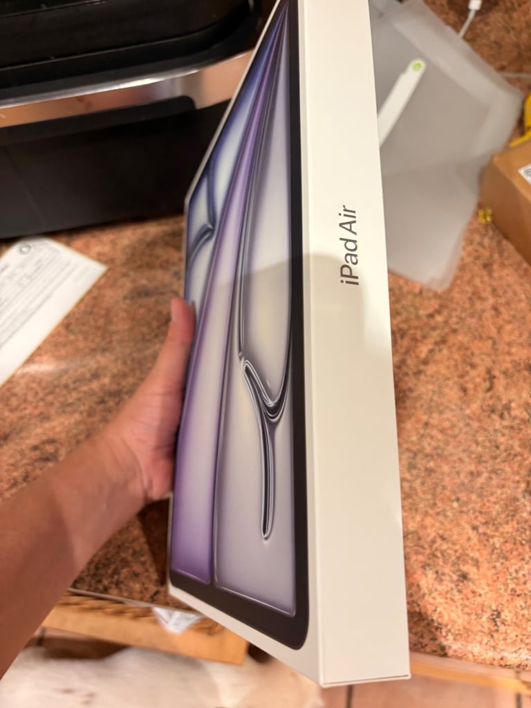 iPad Air 13” m3 128gb space grey brand new 