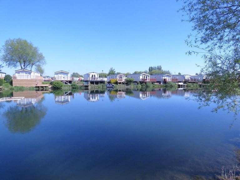 Static Caravan Holiday Home in Lincolnshire