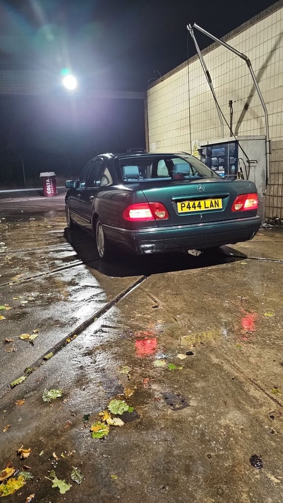 Mercedes-Benz, E CLASS, Saloon, 1996, Automatic, 2295 (cc), 4 doors