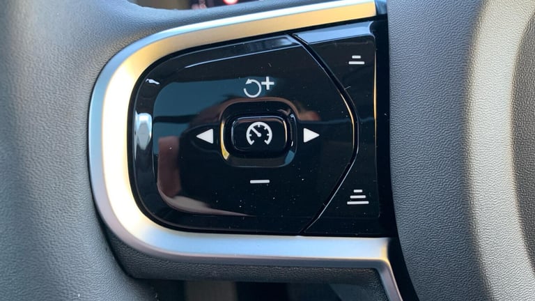 2025 Volvo XC90 2.0 B5 MHEV Ultra Bright SUV 5dr Petrol Hybrid Auto 4WD Euro 6 (s/s) (250 p ESTAT...