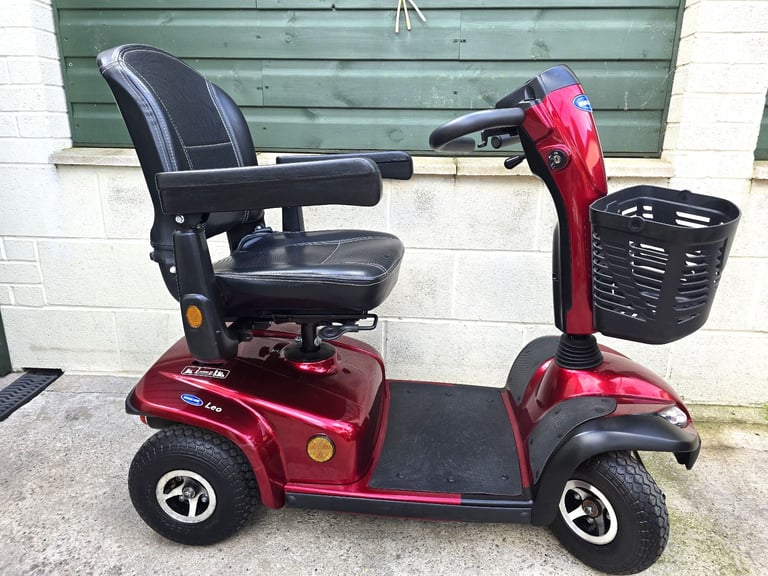 Mobility Scooter 4mph Invacare Leo