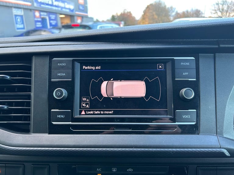 2020 Volkswagen Transporter Shuttle 2.0 TDI 110PS S Minibus MPV DIESEL Manual