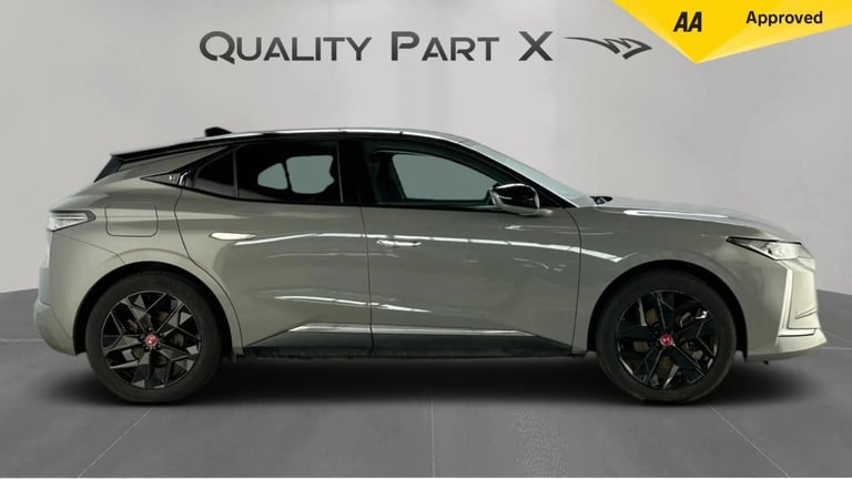 2023 DS Automobiles DS 4 1.6 E-TENSE 12.4kWh Performance Line + EAT8 Euro 6 (s/s) 5dr HATCHBACK P...