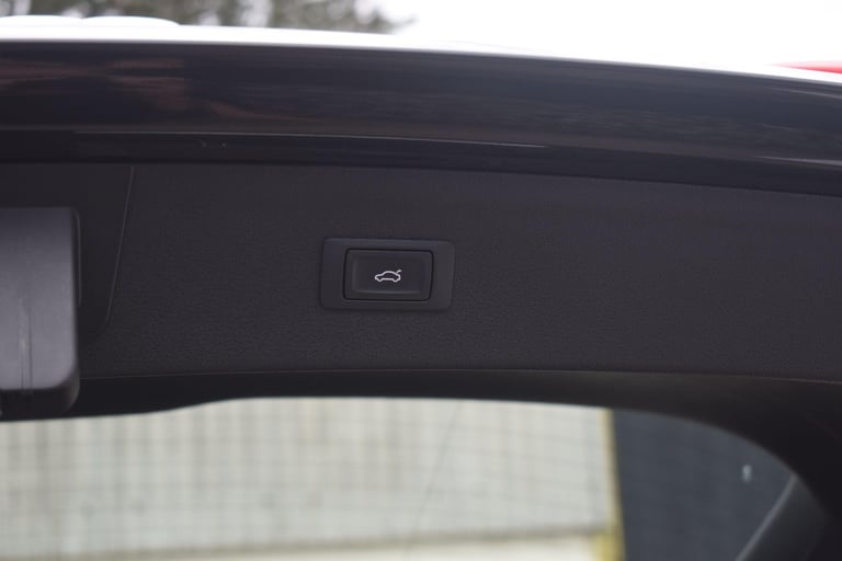 2018 Audi Q3 2.0 TFSI S line Edition S Tronic quattro Euro 6 (s/s) 5dr ESTATE Petrol Automatic