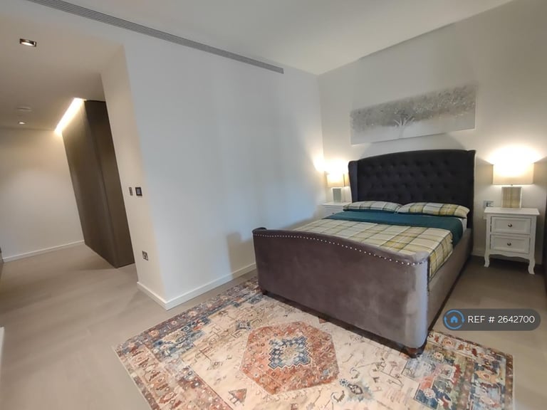 Studio flat in One Park Drive Canary Wharf, London, E14 (#2642700)