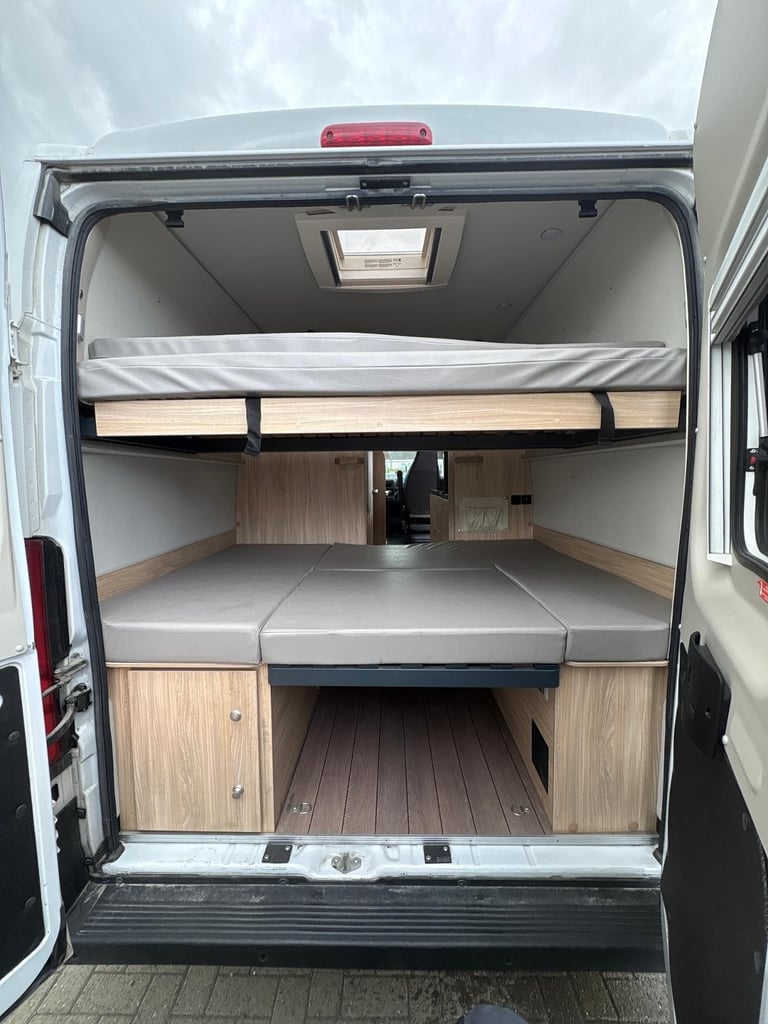 Fiat Weinsberg Carabus 600 K | 4 Berth | Fully Equipped