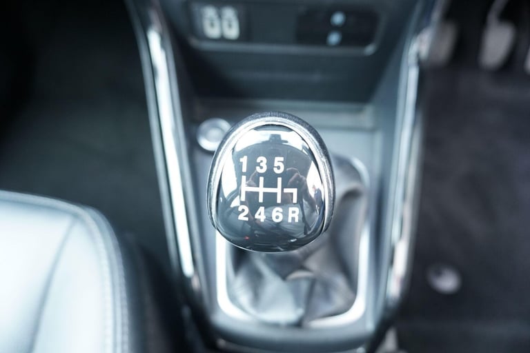 2018 Ford Ecosport 1.0T EcoBoost Titanium Euro 6 (s/s) 5dr HATCHBACK Petrol Manual