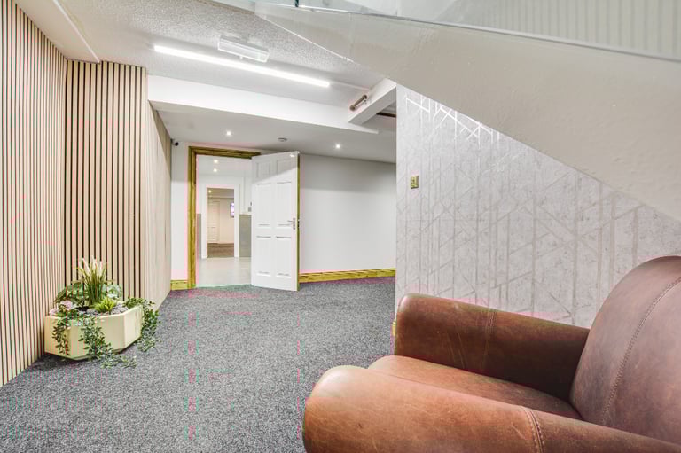 Offices in Bury Manchester, BL9