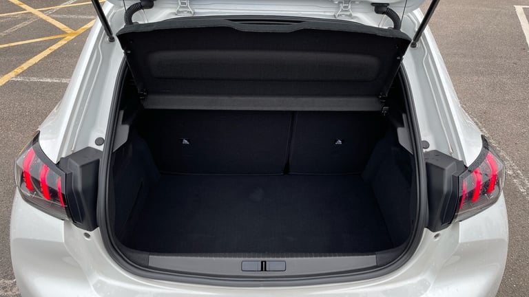 2022 Peugeot 208 1.2 PureTech Allure Premium Hatchback 5dr Petrol EAT Euro 6 (s/s) (100 ps) Hatch...