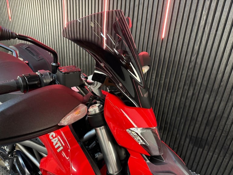 2015 Ducati Hyperstrada 821 821 Euro 3