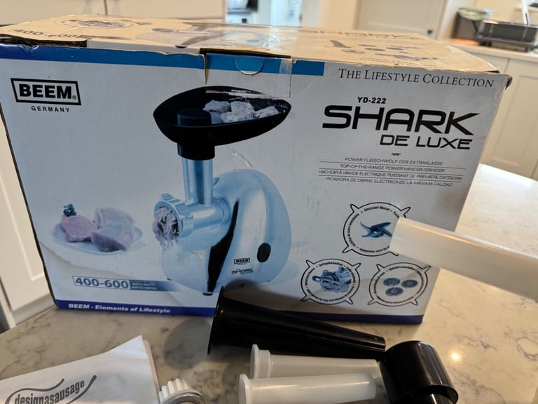 Beem YD-222 Shark de Luxe Meat Grinder