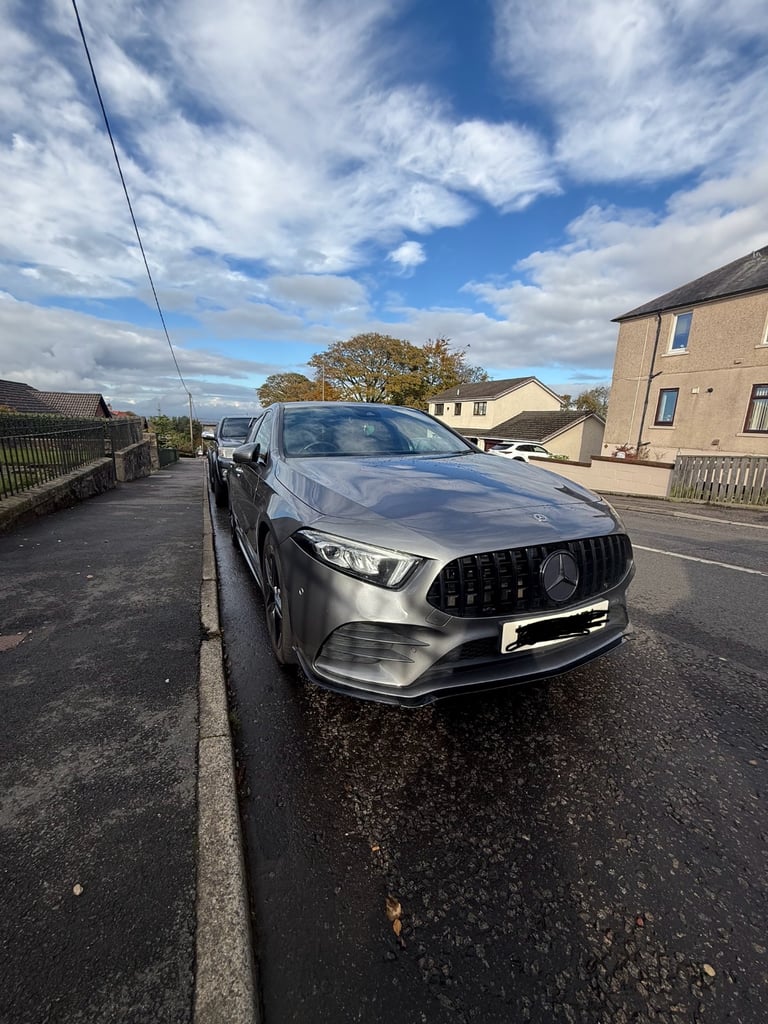 MERCEDES A-CLASS AMG LINE