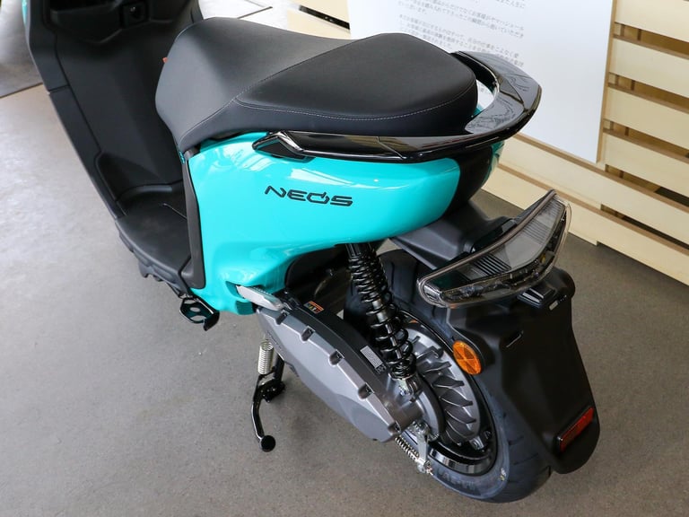 IN STOCK NOW! - NEW Yamaha NEO's Electric Scooter. (Aqua) £3,100 On The Road