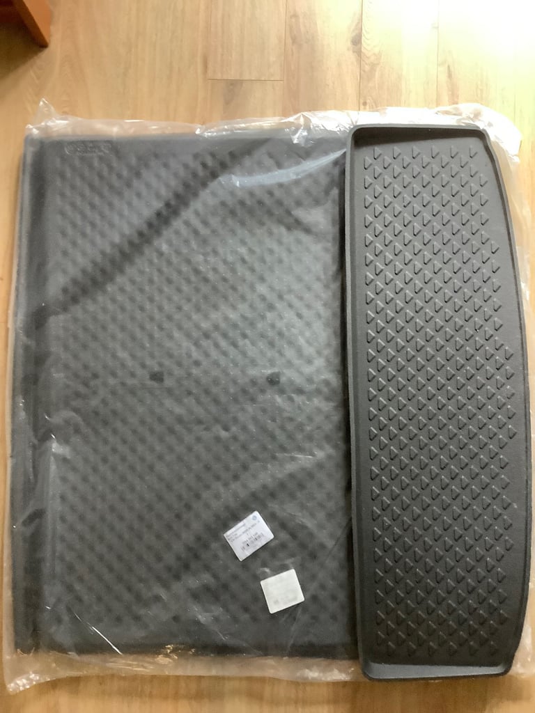 Volkswagen Touran Boot liner