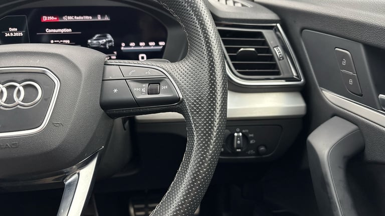 2023 Audi Q5 2.0 TFSI 45 S line SUV 5dr Petrol S Tronic quattro Euro 6 (s/s) (265 ps) SUV Petrol ...