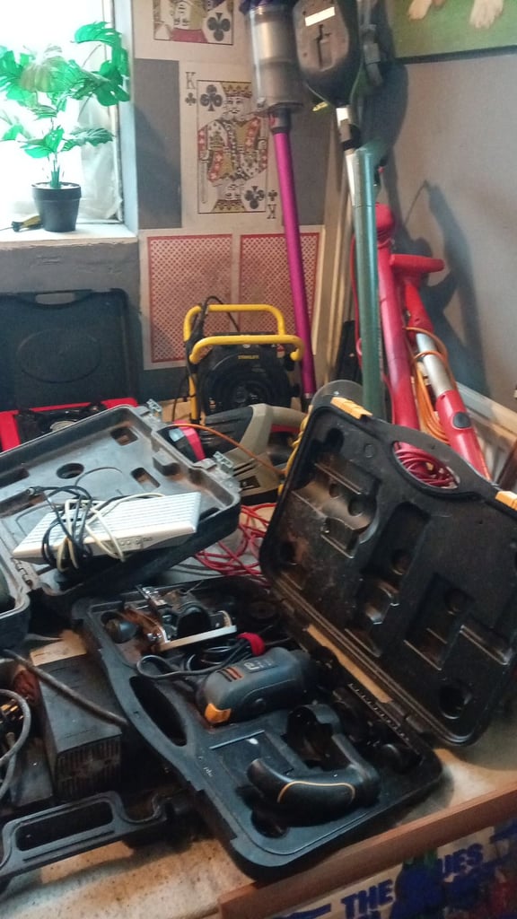 image for Garage clearance items job lot