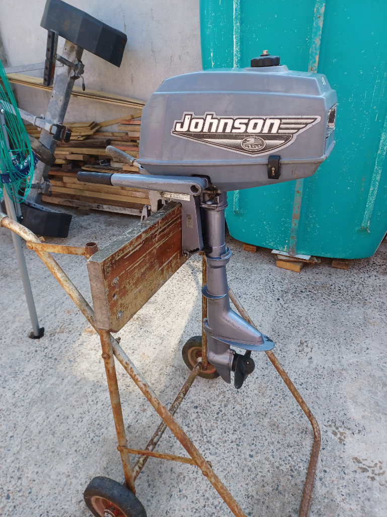 2 hp johnson outboard