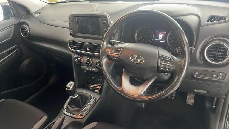 2020 70 HYUNDAI KONA 1.0 T-GDI PLAY SUV 5DR PETROL MANUAL EURO 6 (S/S) (120 PS)