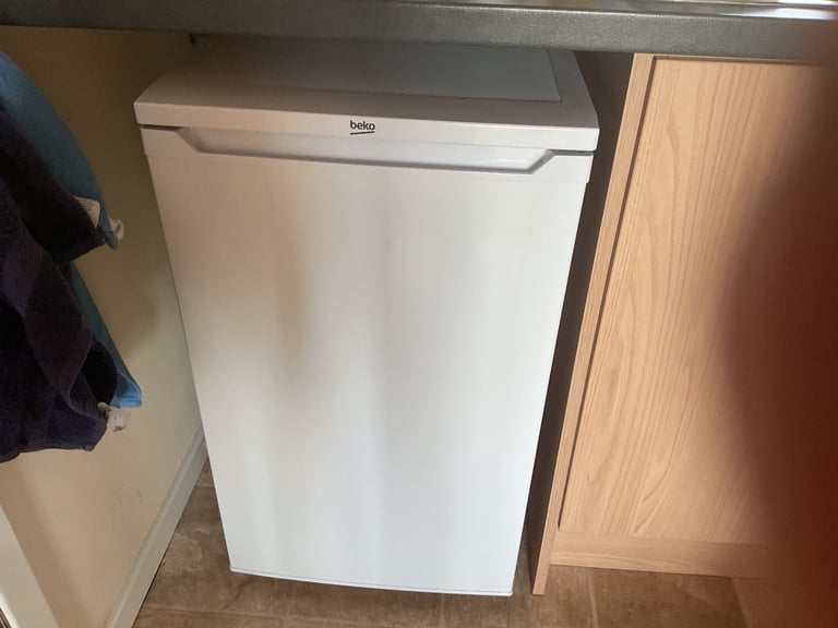 image for BEKO FRIDGE