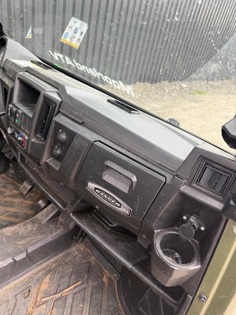 2018 ( 68 ) Polaris Ranger 1000 Diesel fully enclosed cab