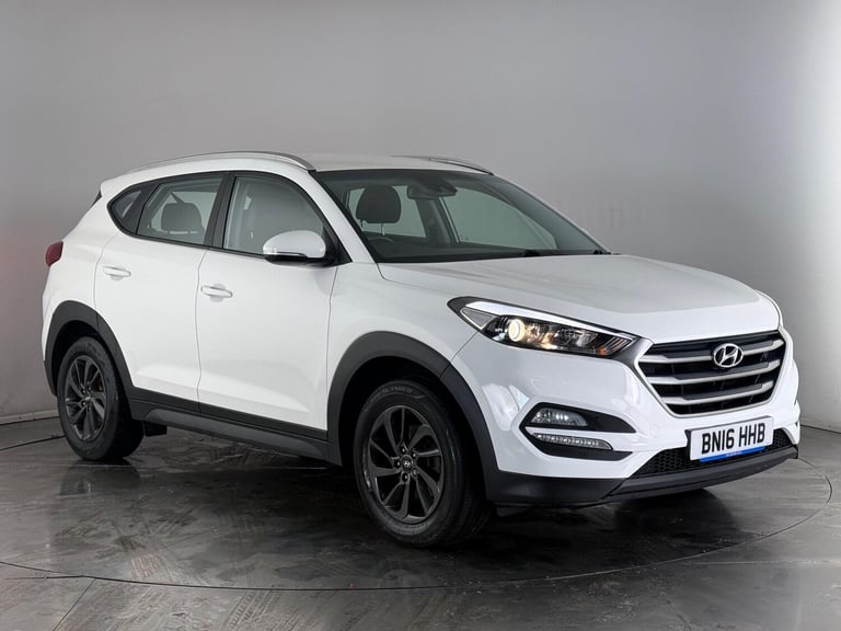 image for 2016 Hyundai TUCSON 1.7 CRDi Blue Drive SE Nav 5dr 2WD ESTATE DIESEL Manual
