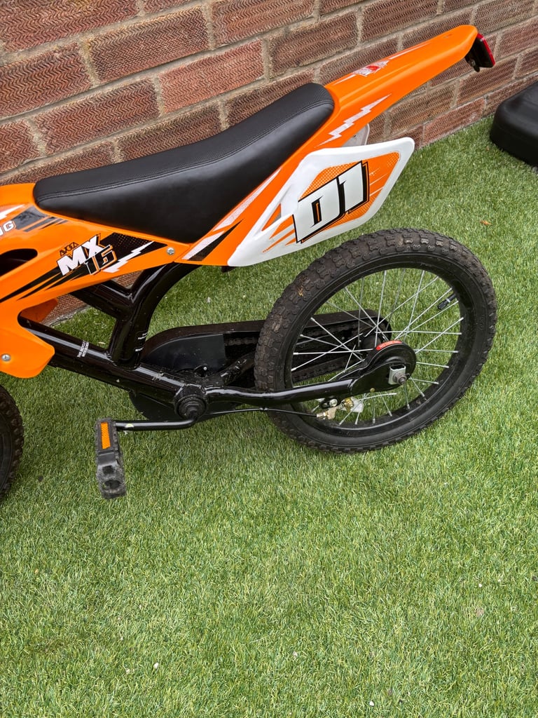 Kids bike (16 inch wheel)