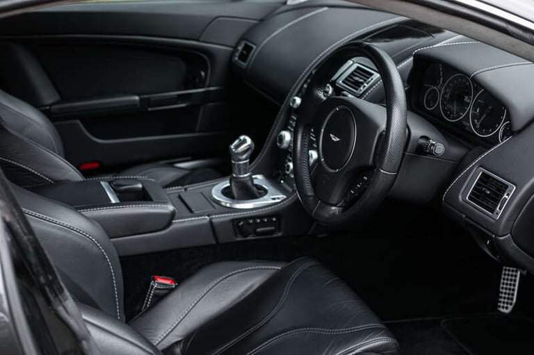 2011 Aston Martin Vantage 2dr HATCHBACK PETROL Manual