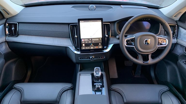 2025 Volvo XC90 2.0 B5 MHEV Ultra Bright SUV 5dr Petrol Hybrid Auto 4WD Euro 6 (s/s) (250 p ESTAT...