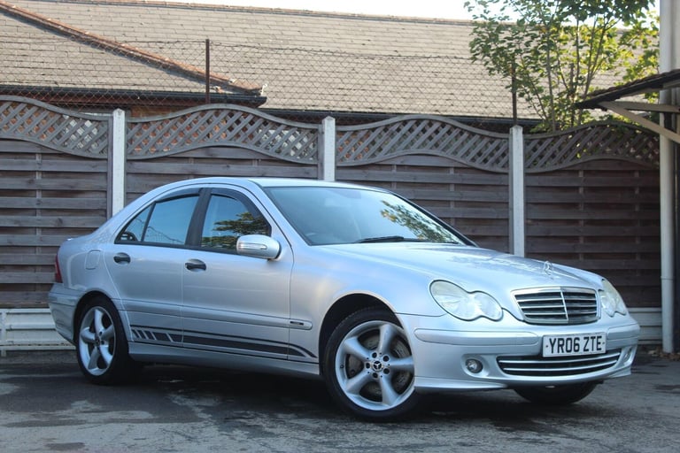 2006 Mercedes-Benz C Class 1.8 C200 Kompressor Classic SE 4dr SALOON Petrol Automatic