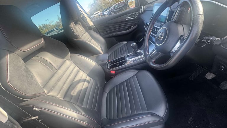2023 MG MG HS 1.5 T-GDI Trophy 5dr Hatchback Petrol Manual