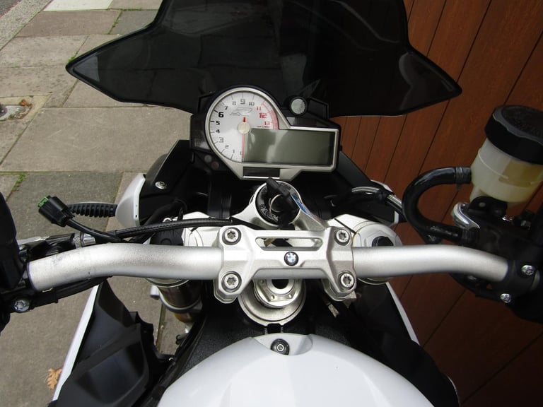 BMW S 1000 R, SERVICE HISTORY , 2015 MODEL, 4 RIDE MODES , Amazing condition .